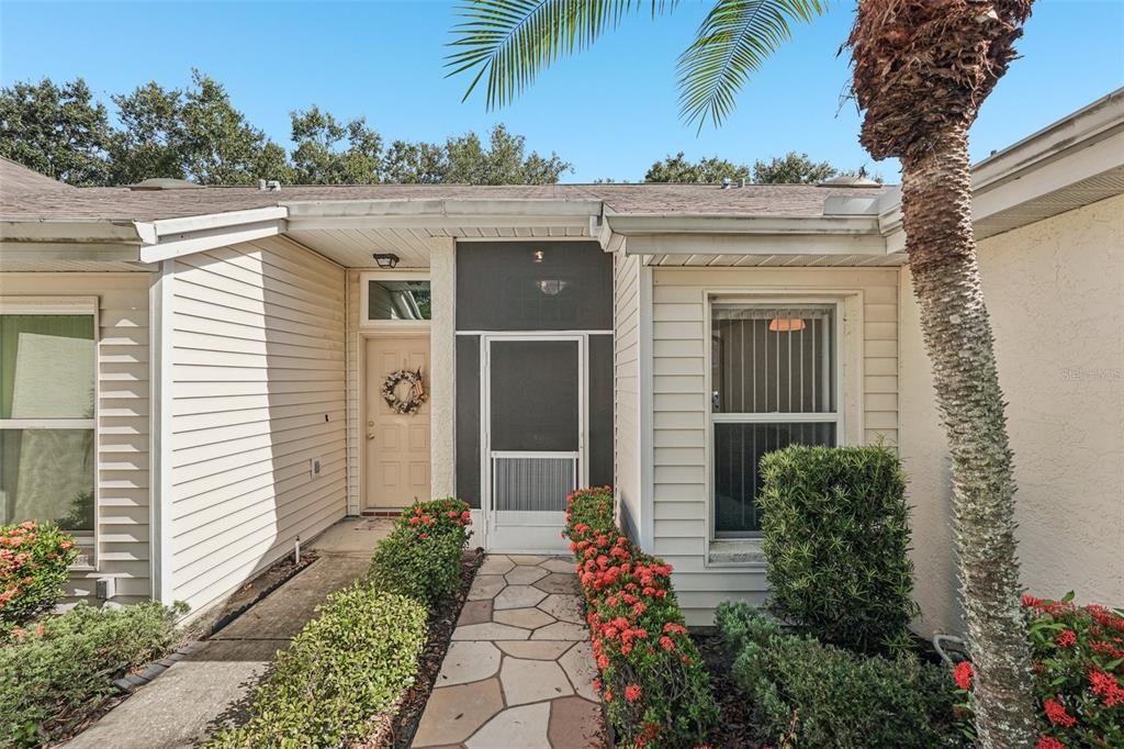 Image 2 of property listing at 2411 NANTUCKET HARBOR LOOP, Sun City Center, FL 33573