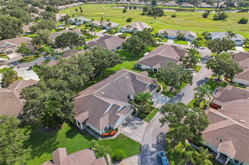 Image 28 of property listing at 2411 NANTUCKET HARBOR LOOP, Sun City Center, FL 33573