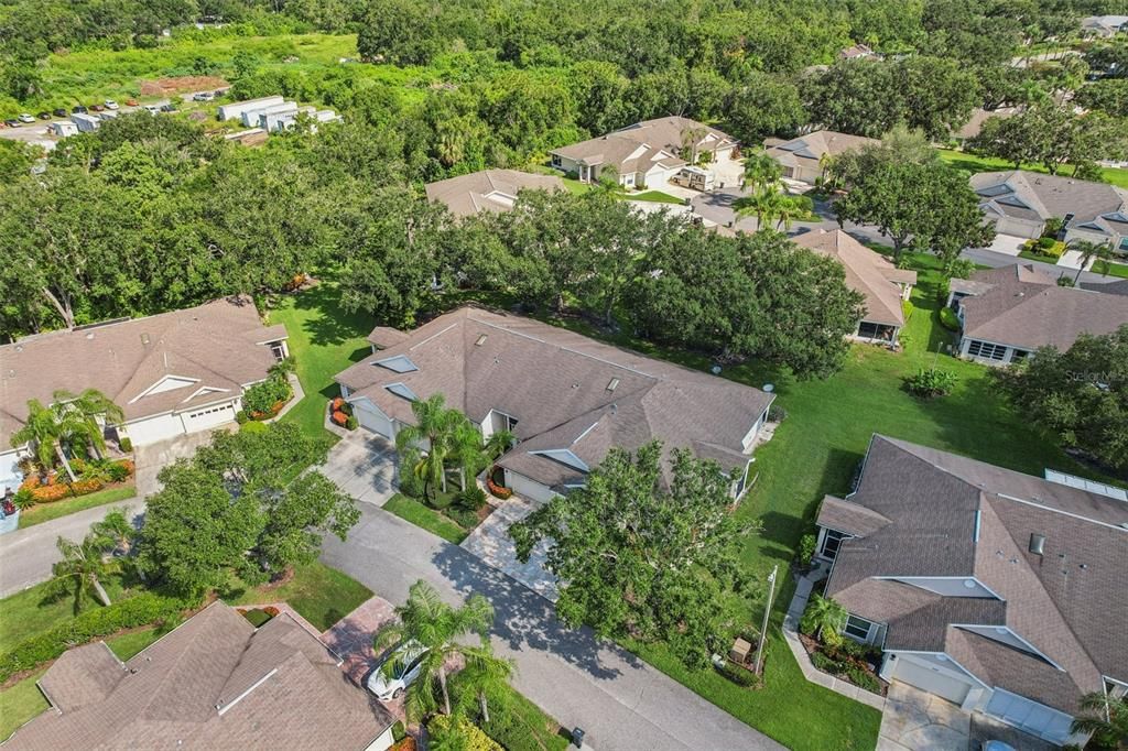 Image 29 of property listing at 2411 NANTUCKET HARBOR LOOP, Sun City Center, FL 33573