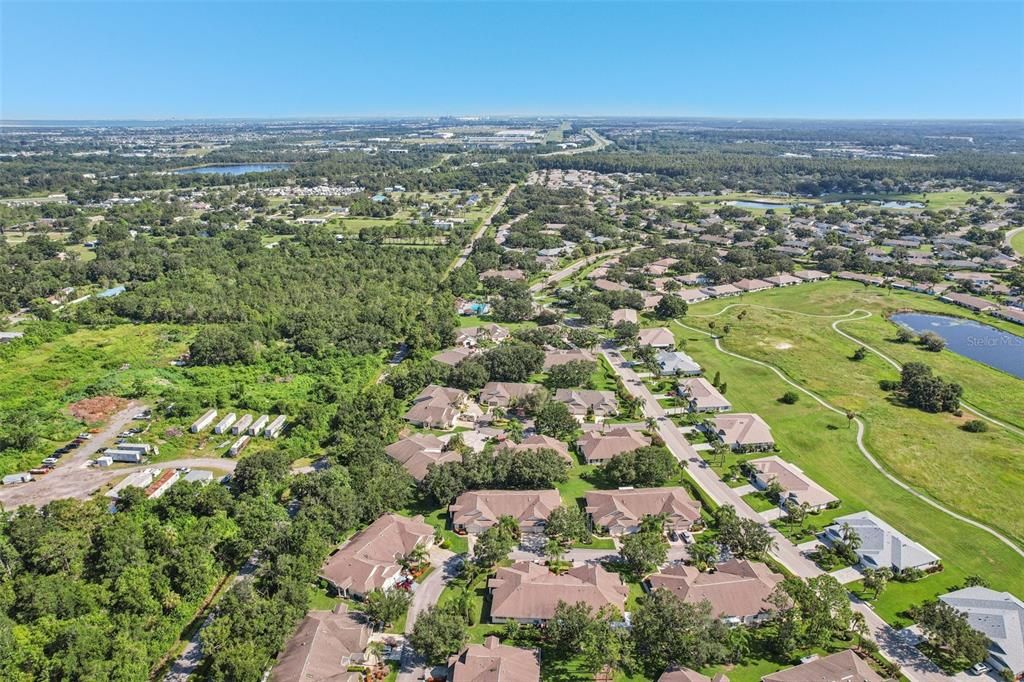 Image 36 of property listing at 2411 NANTUCKET HARBOR LOOP, Sun City Center, FL 33573