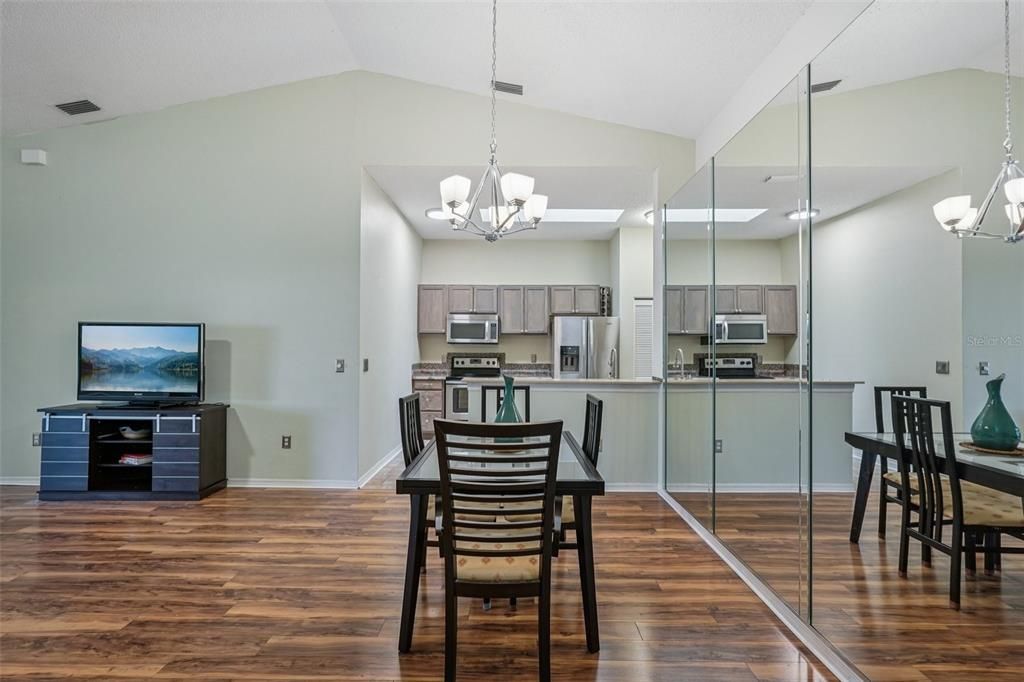 Image 9 of property listing at 2411 NANTUCKET HARBOR LOOP, Sun City Center, FL 33573