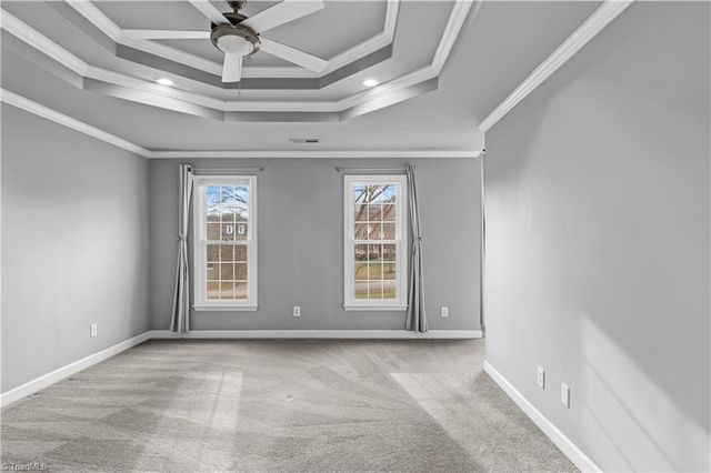 5229 Bridge Pointe Drive, Clemmons, NC 27012