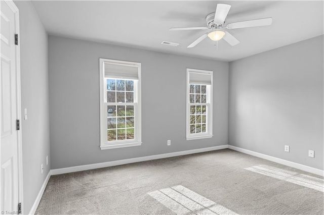 5229 Bridge Pointe Drive, Clemmons, NC 27012