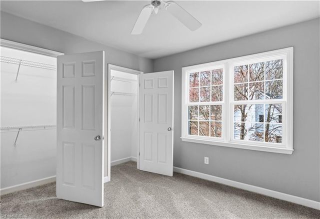 5229 Bridge Pointe Drive, Clemmons, NC 27012