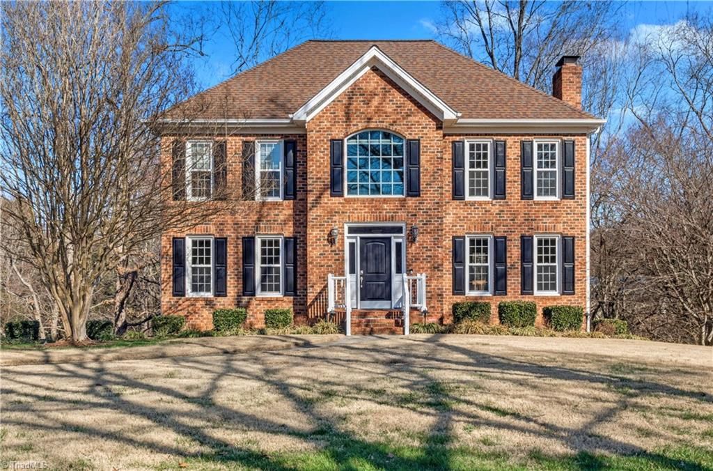 5229 Bridge Pointe Drive, Clemmons, NC 27012