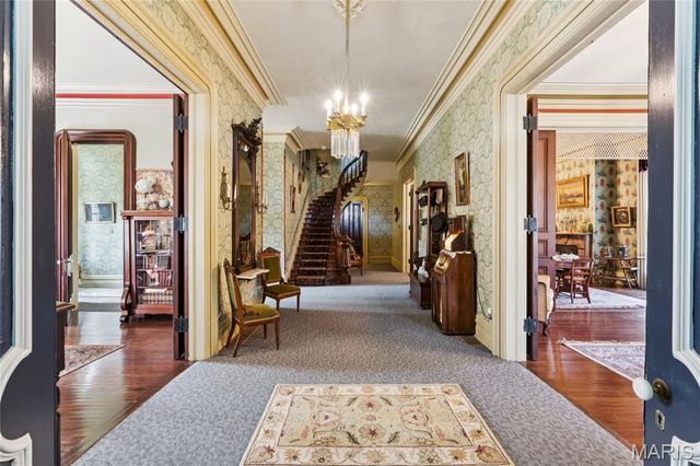 11069 New London Gravel Rd, Hannibal, MO 63401