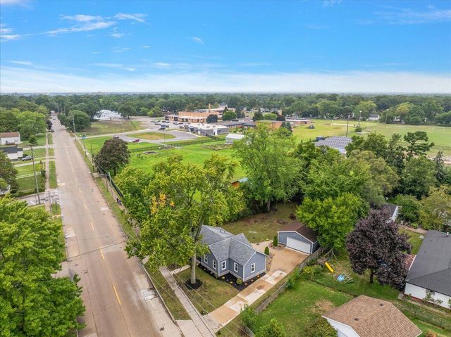 984 Evanston Avenue, Muskegon, MI 49442