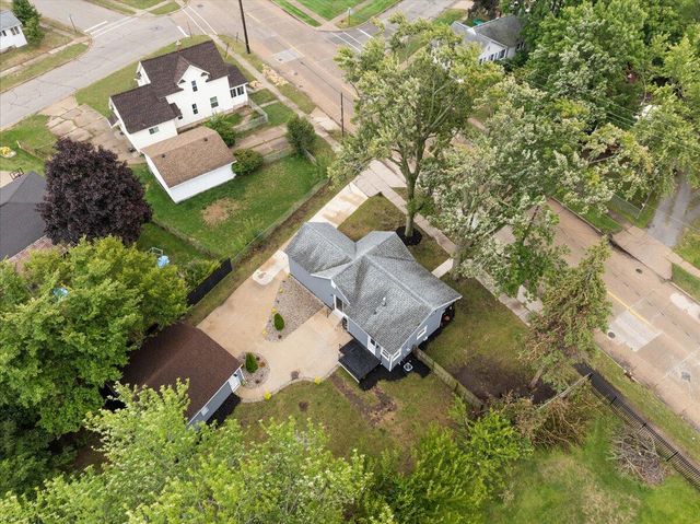 984 Evanston Avenue, Muskegon, MI 49442