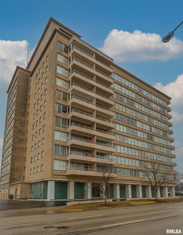 718 S 7th St Unit 904, Springfield, IL 62703