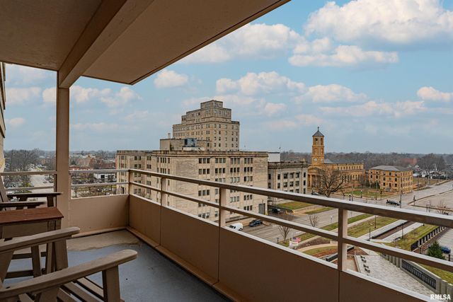 718 S 7th St Unit 904, Springfield, IL 62703