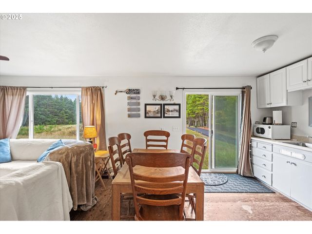 11303 PACIFIC Way, Long Beach, WA 98631