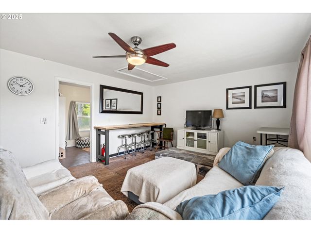 11303 PACIFIC Way, Long Beach, WA 98631