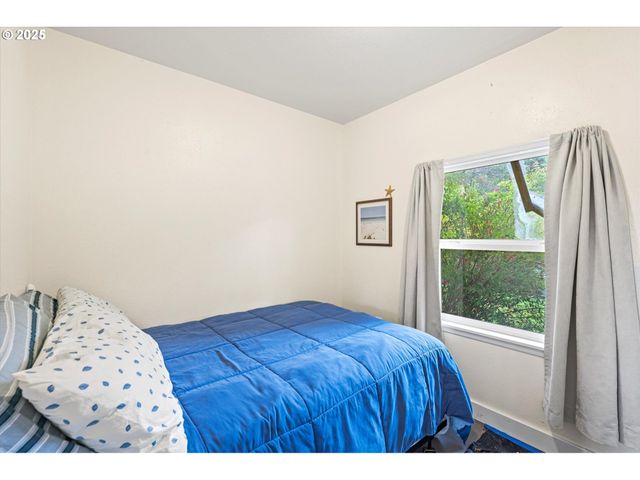 11303 PACIFIC Way, Long Beach, WA 98631