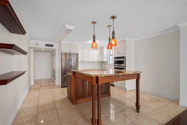 1100 S ORLANDO AVENUE 601, Maitland, FL 32751