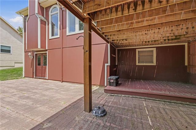269 N Overlook Street, Olathe, KS 66061