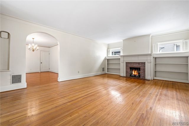 60 Radcliffe Road, Buffalo, NY 14214