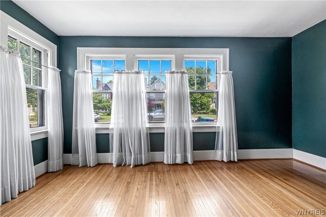 60 Radcliffe Road, Buffalo, NY 14214