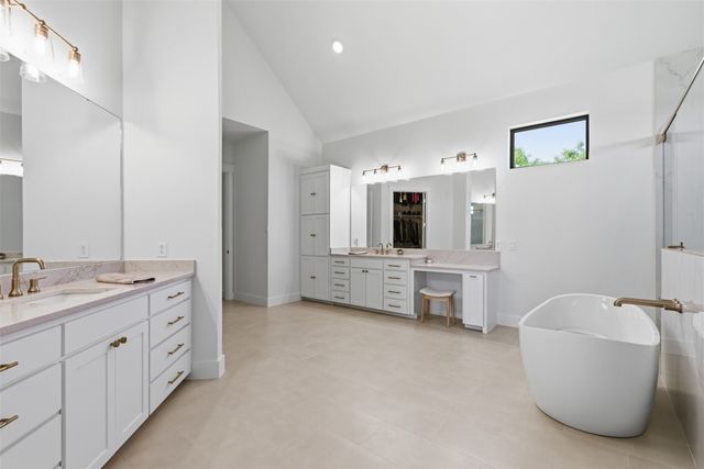 519 Reason Jones Road, Valley View, TX 76272