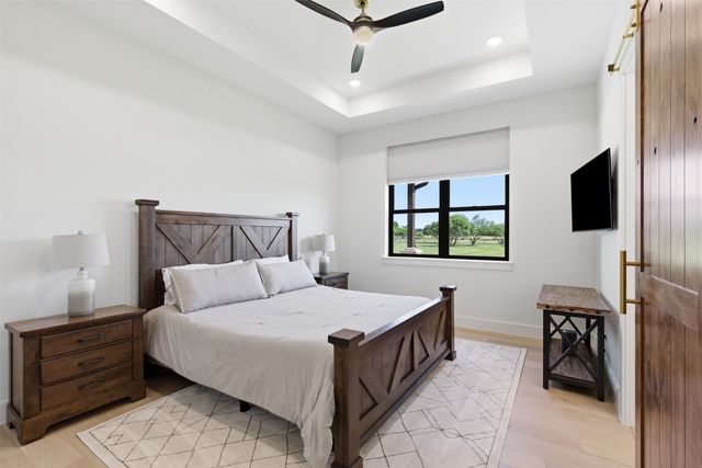 519 Reason Jones Road, Valley View, TX 76272