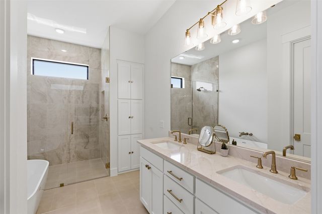 519 Reason Jones Road, Valley View, TX 76272