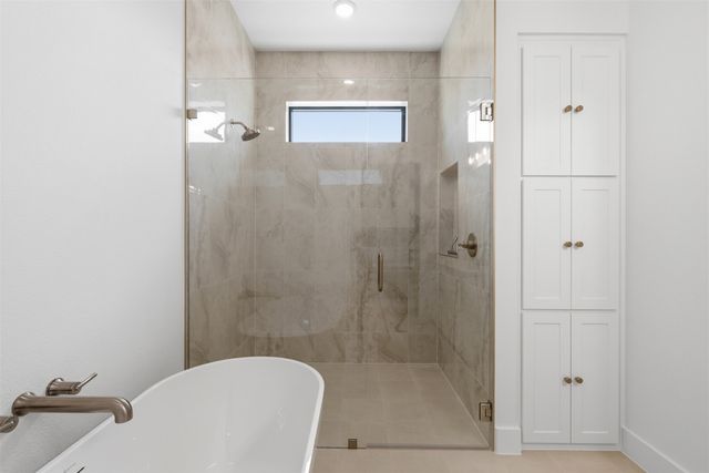519 Reason Jones Road, Valley View, TX 76272