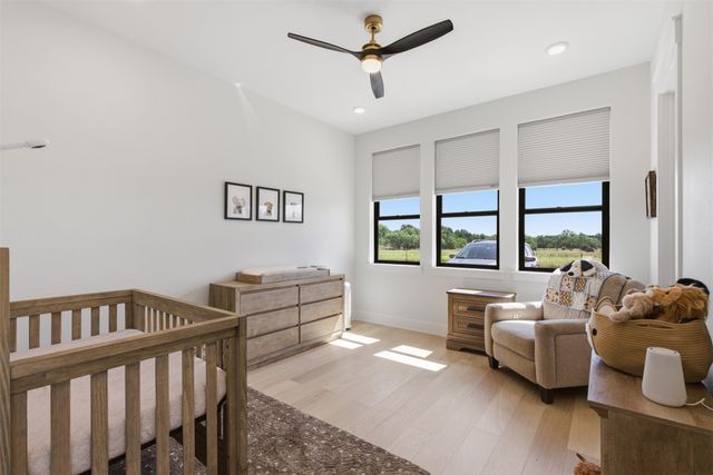 519 Reason Jones Road, Valley View, TX 76272