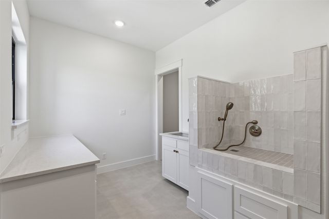 519 Reason Jones Road, Valley View, TX 76272