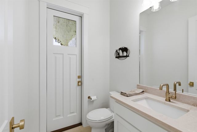 519 Reason Jones Road, Valley View, TX 76272