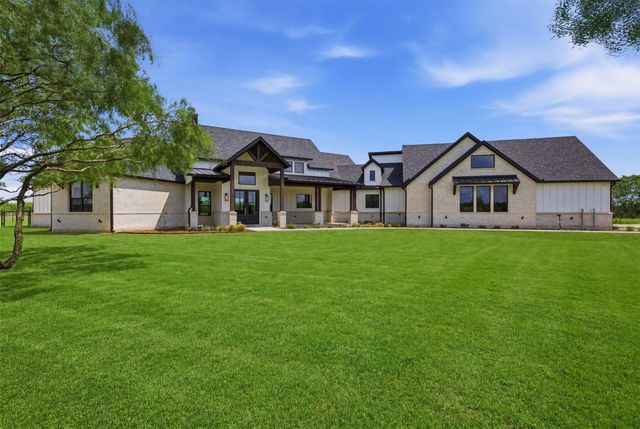 519 Reason Jones Road, Valley View, TX 76272