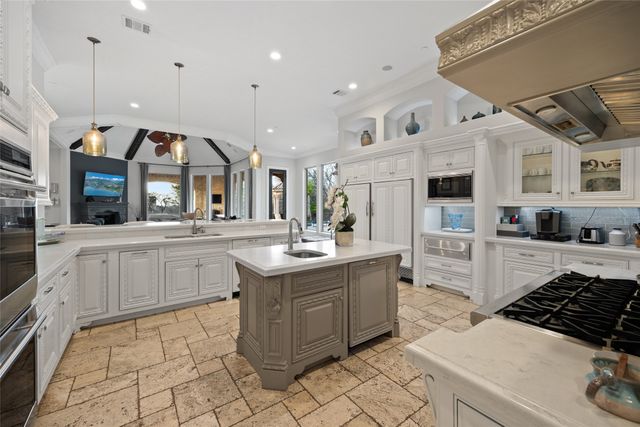 6300 Caroline Drive, Frisco, TX 75034