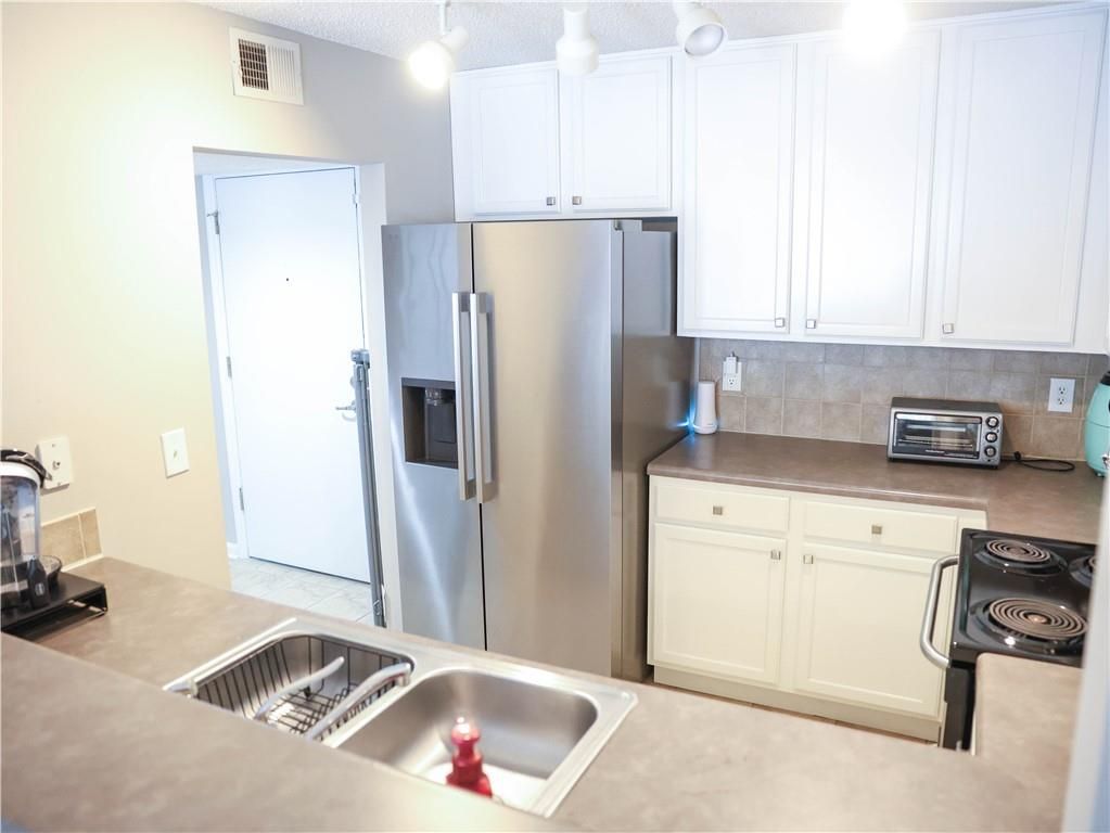 Image 22 of property listing at 3650 Ashford Dunwoody Road NE 625, Atlanta, GA 30319