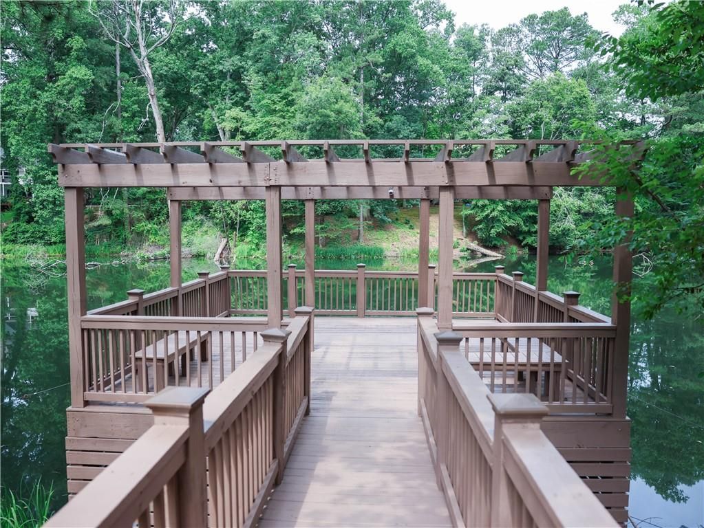 Image 46 of property listing at 3650 Ashford Dunwoody Road NE 625, Atlanta, GA 30319