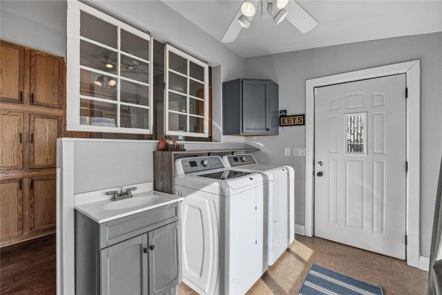 969 8th Street, Marion, IA 52302