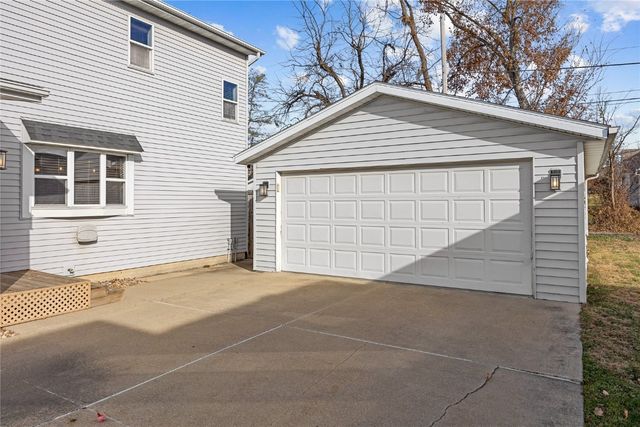 969 8th Street, Marion, IA 52302