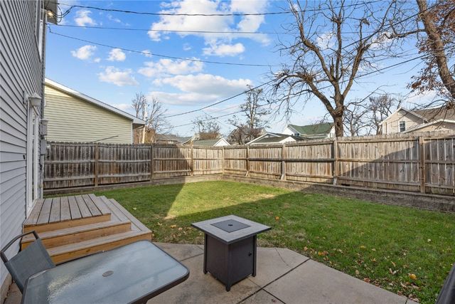 969 8th Street, Marion, IA 52302