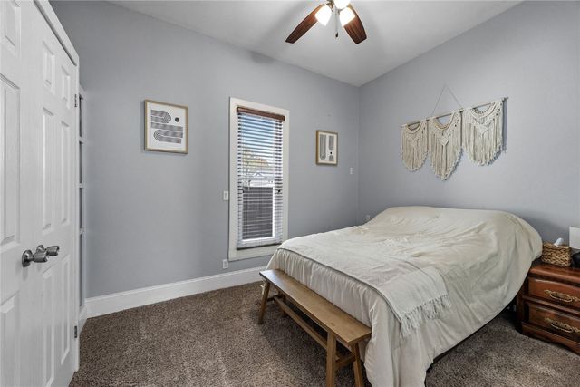 969 8th Street, Marion, IA 52302