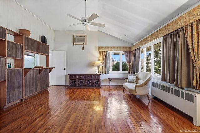 36 Seitz Drive, Bethpage, NY 11714