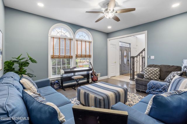 14 Conor Road, Jackson, NJ 08527