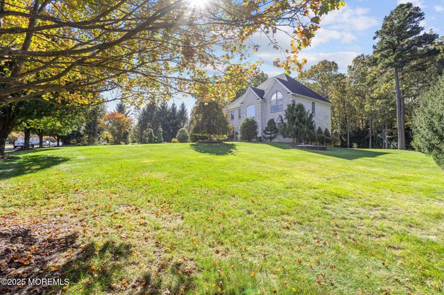 14 Conor Road, Jackson, NJ 08527