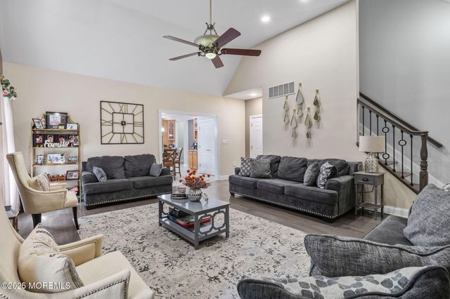 14 Conor Road, Jackson, NJ 08527