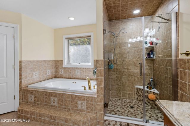 14 Conor Road, Jackson, NJ 08527