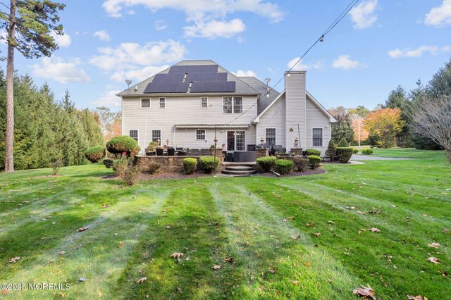 14 Conor Road, Jackson, NJ 08527