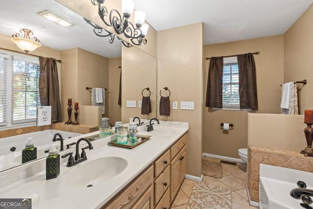 5126 Cash Road, Flowery Branch, GA 30542