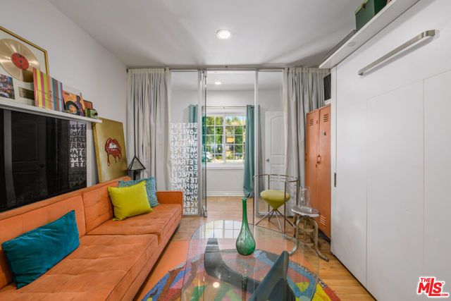 2225 N Cahuenga Boulevard, Los Angeles, CA 90068