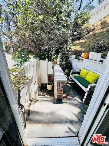 2225 N Cahuenga Boulevard, Los Angeles, CA 90068