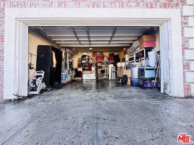 2225 N Cahuenga Boulevard, Los Angeles, CA 90068