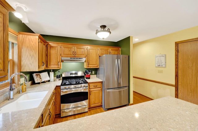 W148N7167 Terriwood COURT, Menomonee Falls, WI 53051