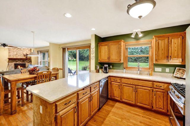 W148N7167 Terriwood COURT, Menomonee Falls, WI 53051