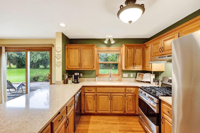 W148N7167 Terriwood COURT, Menomonee Falls, WI 53051