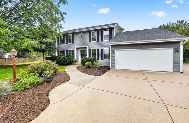 W148N7167 Terriwood COURT, Menomonee Falls, WI 53051